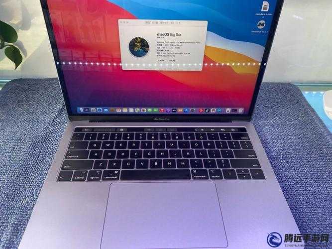 18 歲 MacBook Pro 高清功能強勁呈現